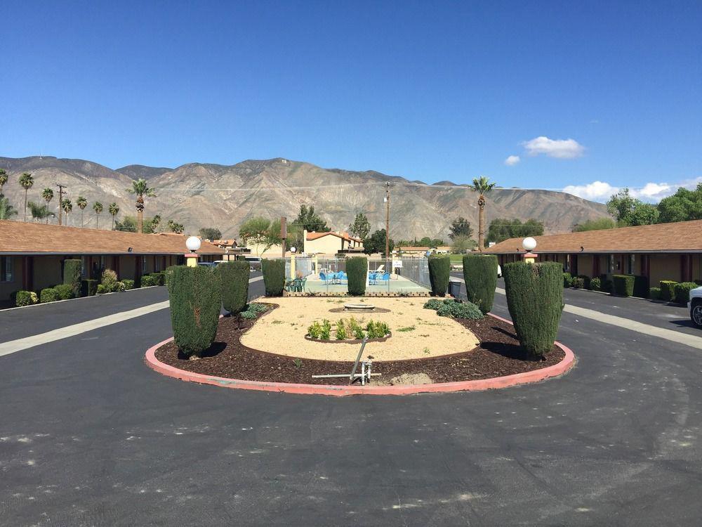 Motel Hacienda *
